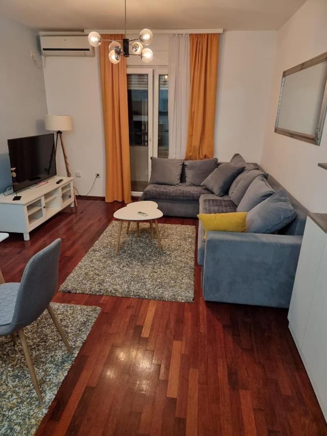 5 Star Apartment Podgorica Kültér fotó